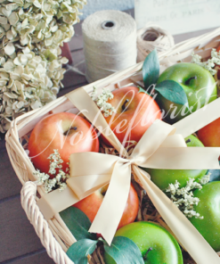 apple fruit basket