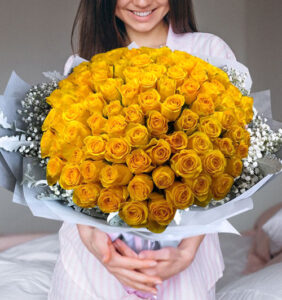 99 yellow stalk rose bouquet
