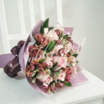 hand-bouquet-roses