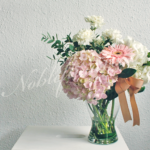 vase table flower arrangement hydrangea pink