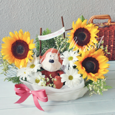 table-flower-arrangement-sunflower